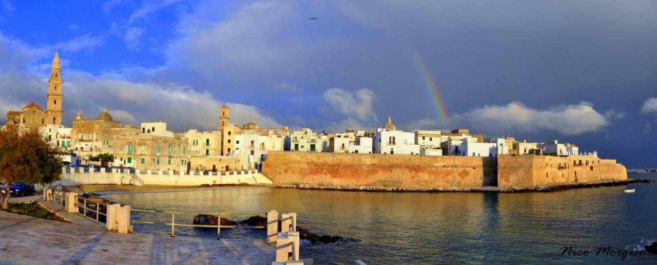 Casa Vacanze Antiche Mura E Poi Monopoli Eksteriør billede
