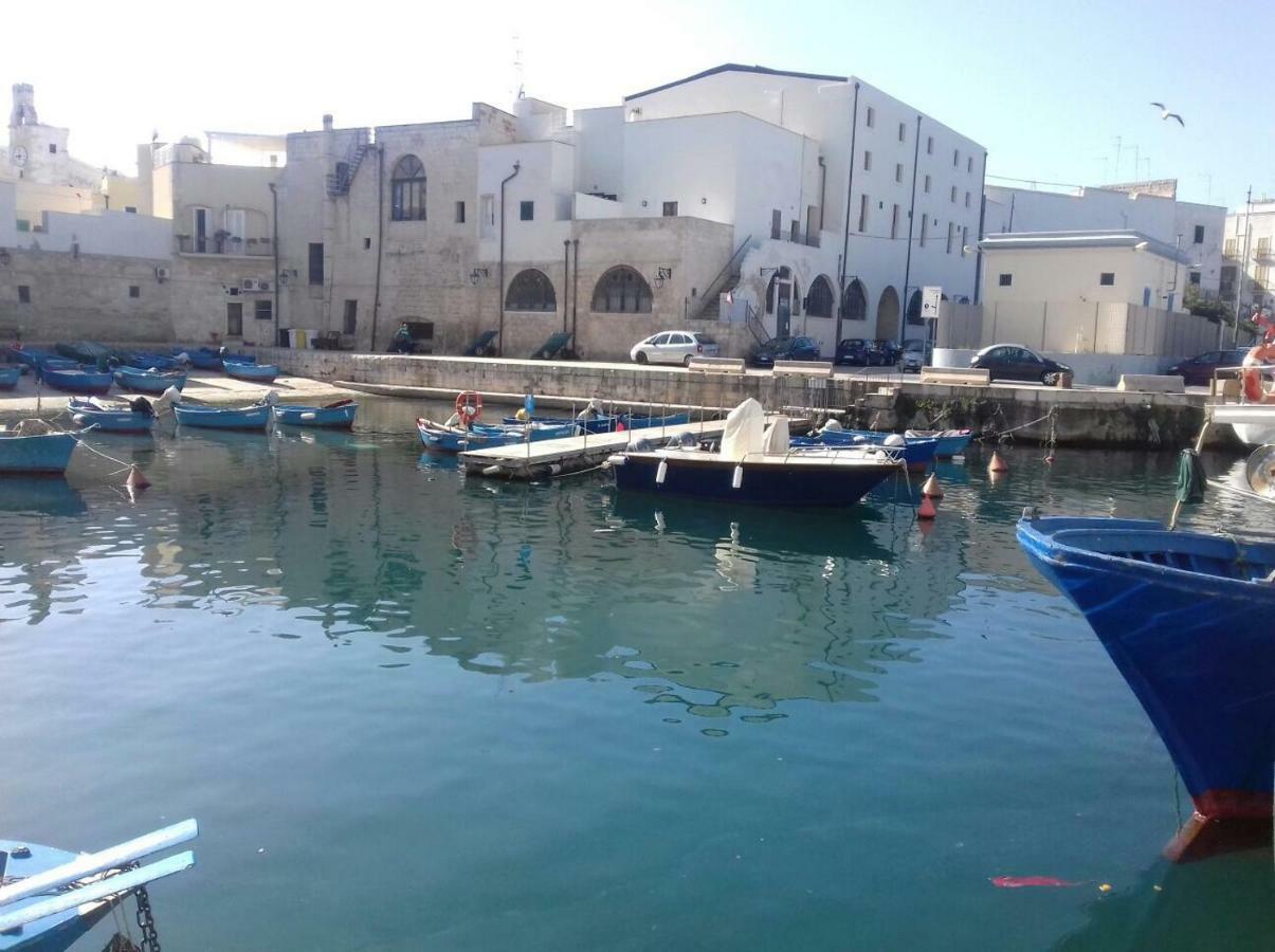 Casa Vacanze Antiche Mura E Poi Monopoli Eksteriør billede