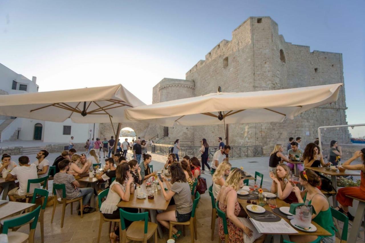 Casa Vacanze Antiche Mura E Poi Monopoli Eksteriør billede